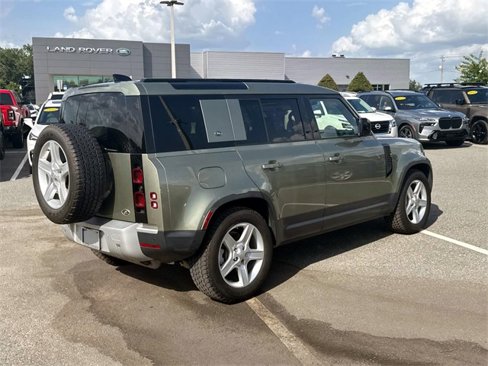 Used 2020 Land Rover Defender 110 SE image 6