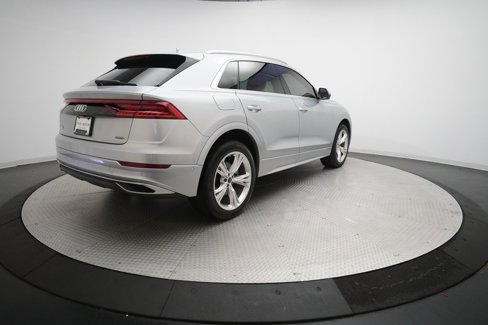 Used 2022 Audi Q8 Premium image 38
