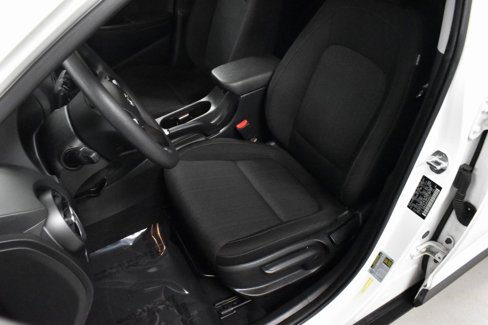 Used 2022 Hyundai Kona SEL image 13