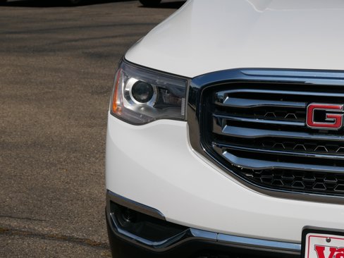 Used 2019 GMC Acadia SLE image 3