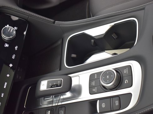 New 2026 INFINITI QX60 Luxe w/ Family Package image 24