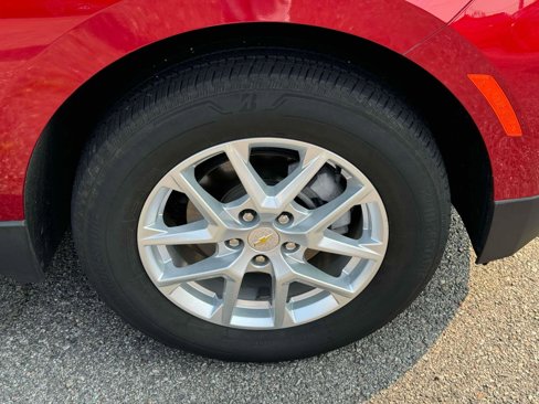 Used 2022 Chevrolet Equinox LT image 8