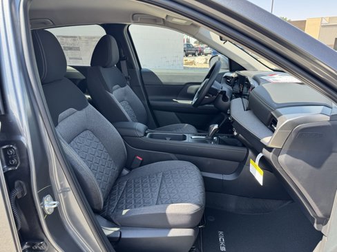 New 2025 Nissan Kicks SV image 32