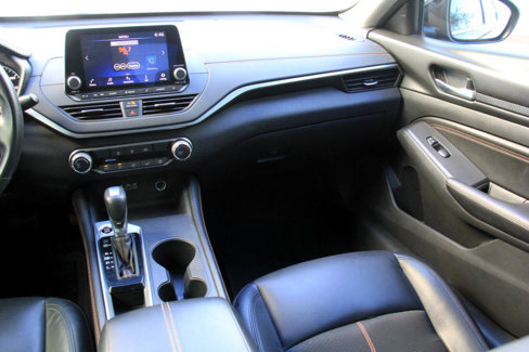 Used 2021 Nissan Altima 2.5 SR image 11