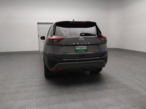 Used 2021 Nissan Rogue SV image 6