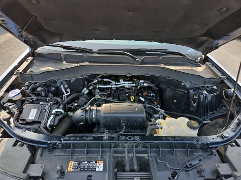 Certified 2022 Ford Explorer XLT w/ Equipment Group 202A image 32
