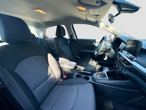 Used 2024 Kia Forte LXS image 25