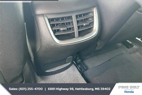 Used 2023 Chevrolet Malibu LT image 23