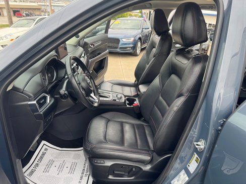 Used 2025 MAZDA CX-5 Carbon Edition image 13