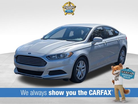 Used 2015 Ford Fusion SE image 1