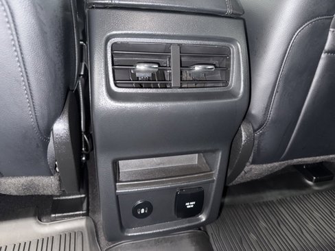Used 2023 Ford Edge SEL w/ Convenience Package image 35