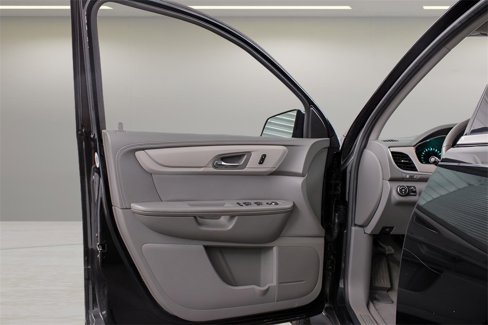 Used 2016 Chevrolet Traverse LT w/ Style and Technology Package image 21