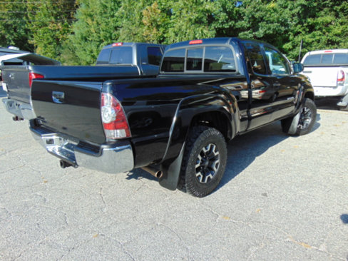Used 2013 Toyota Tacoma 4x4 Access Cab V6 w/ SR5 Pkg image 2