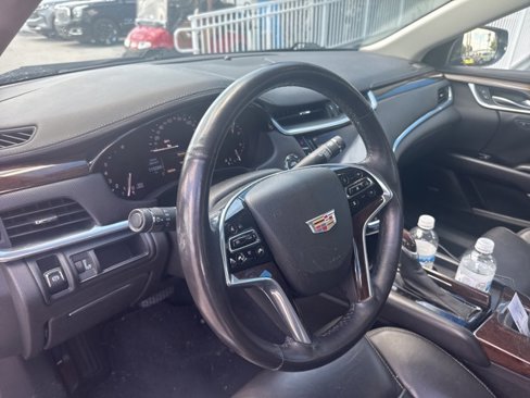 Used 2016 Cadillac XTS Luxury image 7