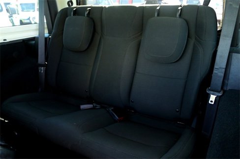 Used 2021 Jeep Wrangler Sport S image 24