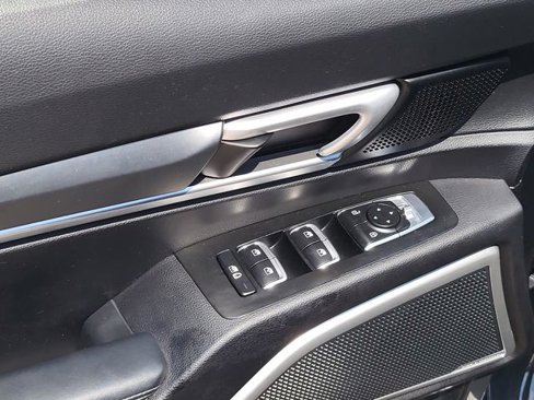 Used 2022 Kia Telluride LX image 20