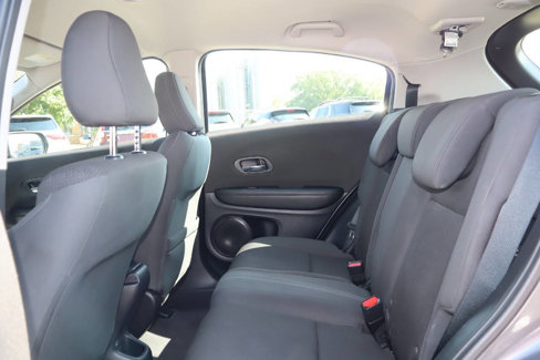 Used 2021 Honda HR-V LX image 6