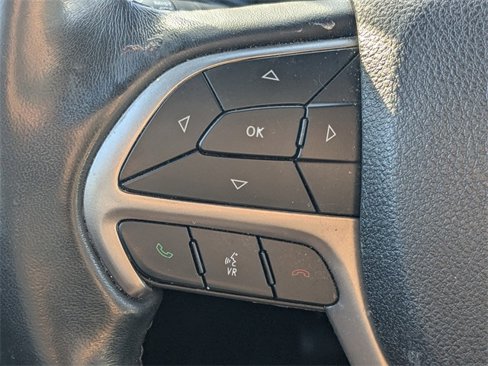 Used 2018 Jeep Grand Cherokee Limited image 26