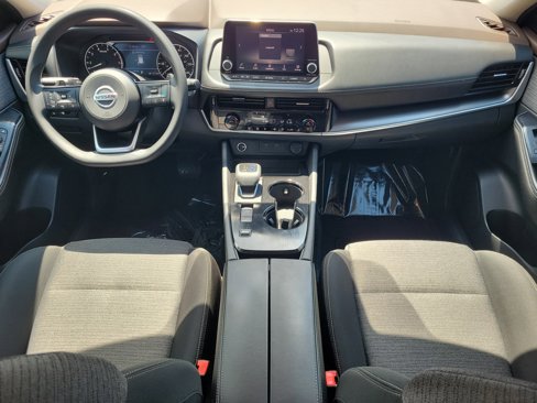 Certified 2021 Nissan Rogue SV image 16