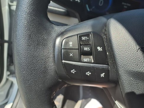 Used 2020 Ford Escape SE Sport image 18
