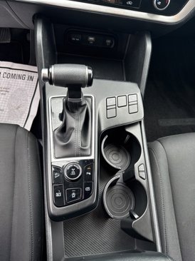 Used 2023 Kia Sportage LX image 24