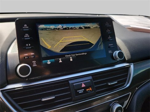 Used 2018 Honda Accord Sport image 33