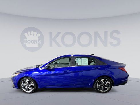 Used 2023 Hyundai Elantra Limited image 2