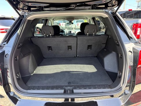 Used 2020 Chevrolet Equinox LS w/ LS Convenience Package image 8
