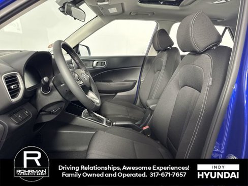 New 2025 Hyundai Venue SEL image 10