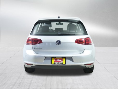 Used 2015 Volkswagen e-Golf SEL Premium image 6
