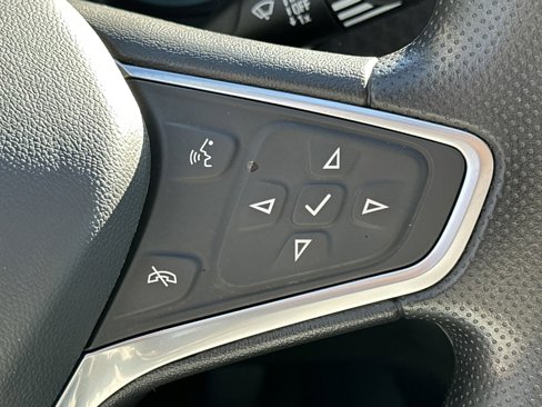 Used 2022 Chevrolet Malibu LT image 25