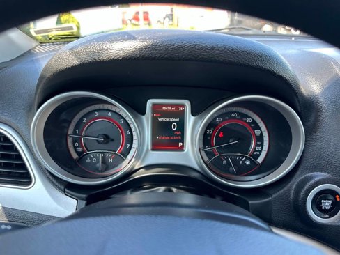 Used 2020 Dodge Journey SE image 18