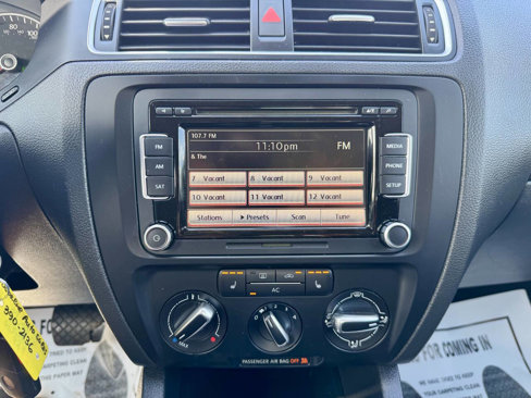 Used 2012 Volkswagen Jetta SE image 20