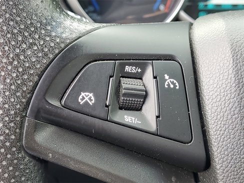 Used 2015 Chevrolet Cruze LT image 19