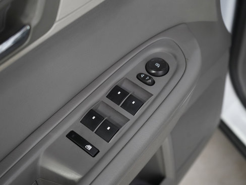 Used 2016 Chevrolet Traverse LS image 21