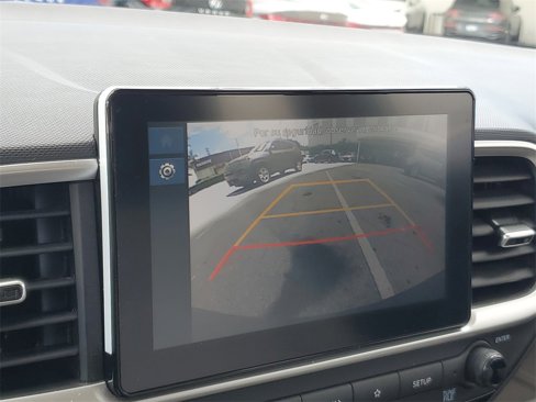 Certified 2023 Hyundai Venue SEL image 21