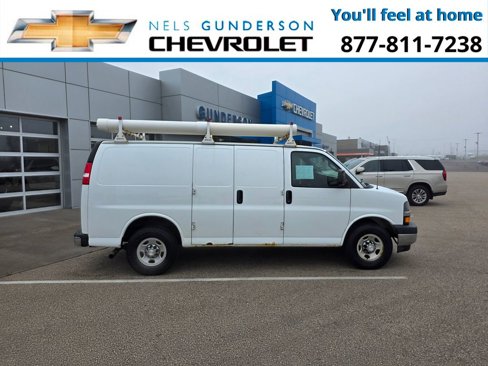 Used 2017 Chevrolet Express 3500 image 7