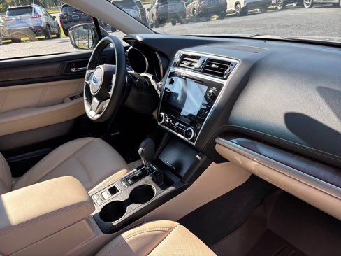 Used 2018 Subaru Outback 3.6R Limited image 46