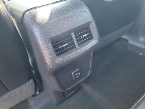 Used 2023 Chevrolet Equinox RS w/ RS Leather Package image 20