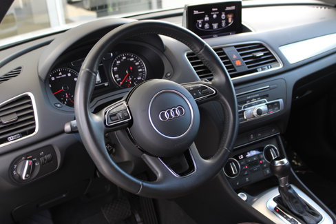 Used 2018 Audi Q3 2.0T Premium Plus image 18