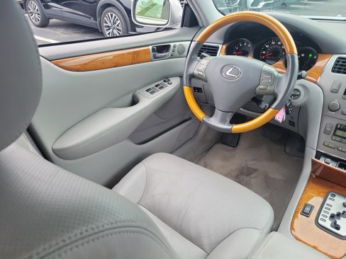 Used 2005 Lexus ES 330 image 14