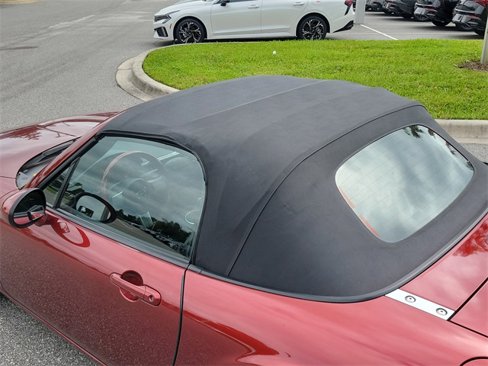 Used 2006 MAZDA MX-5 Miata image 22