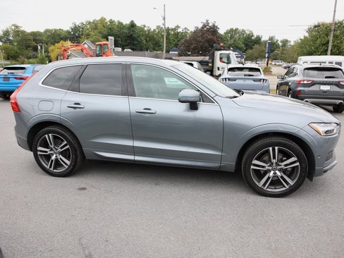 Used 2019 Volvo XC60 T5 Momentum w/ Multimedia Package image 8