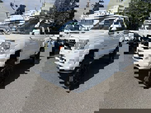 Used 2008 Toyota Tacoma TRD Sport image 1