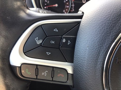 Used 2021 Jeep Compass Limited image 24