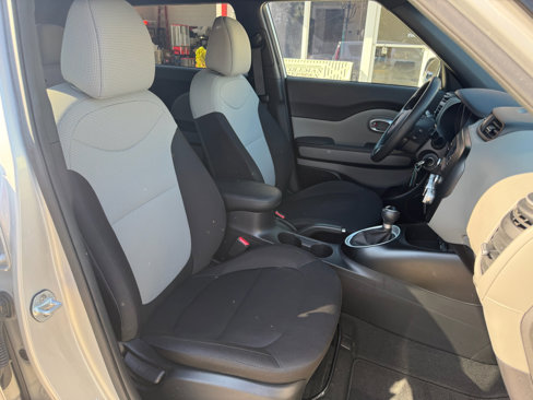 Used 2019 Kia Soul image 8