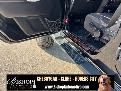 Used 2014 Jeep Wrangler Unlimited Sahara w/ Dual Top Group image 20