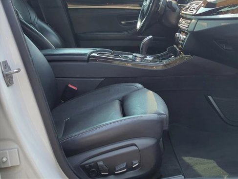 Used 2016 BMW 535i Sedan image 19