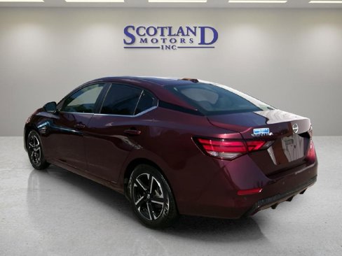 Used 2024 Nissan Sentra SV image 8