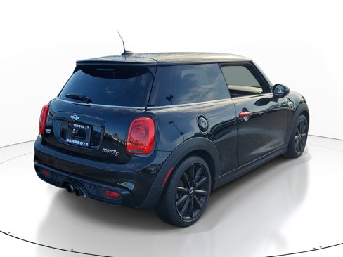 Used 2015 MINI Cooper S image 6